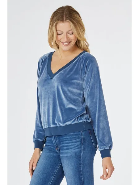 Mododoc Vintage Velour V-Neck Top