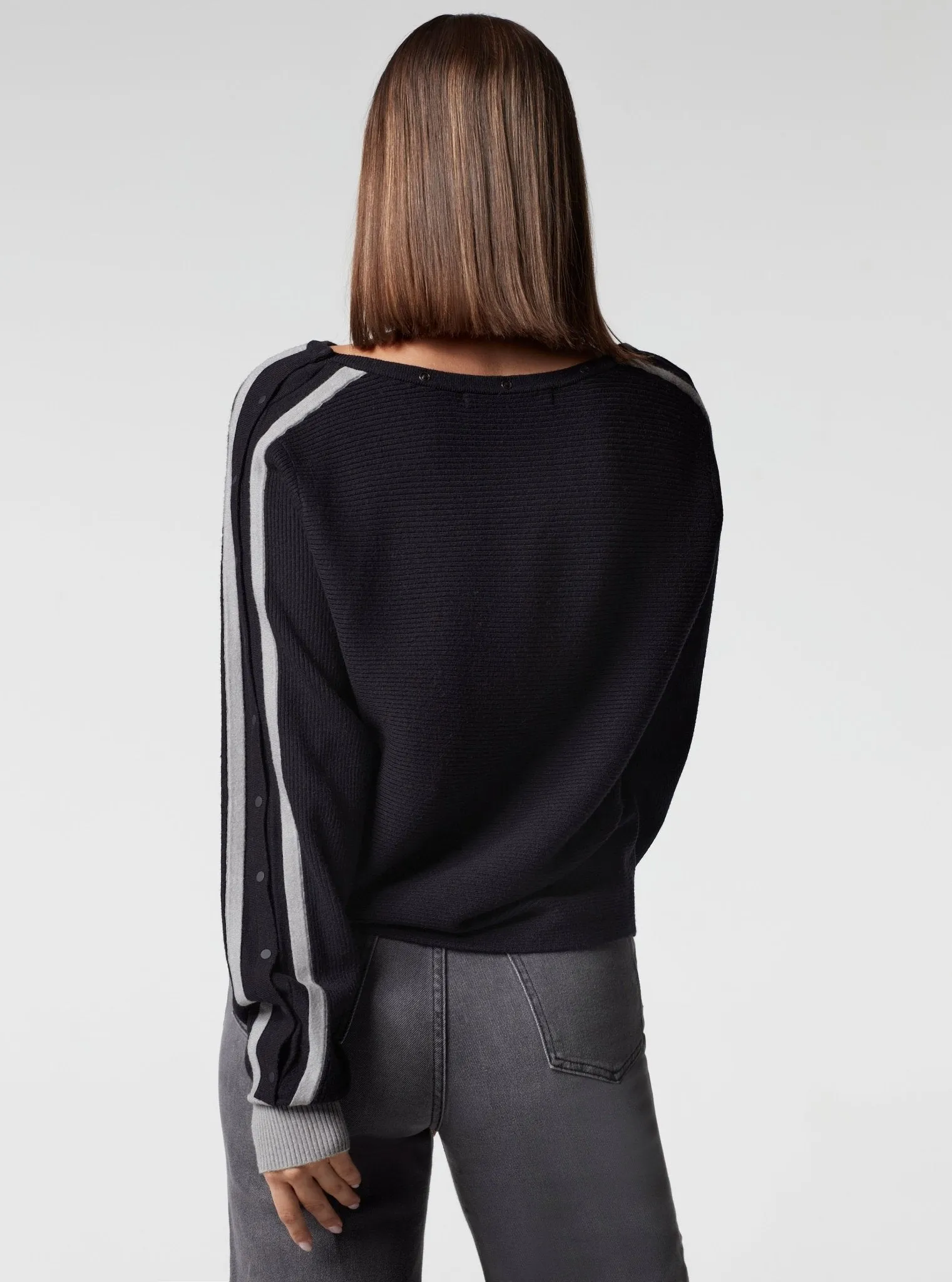 SPORTY PORTOLA SWEATER